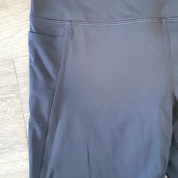Dark Gray High-Waisted Leggings - Picture 2 of 5